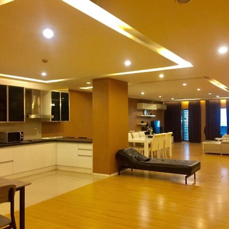 Icheck Inn Skyy Sukhumvit 1 방콕 외부 사진