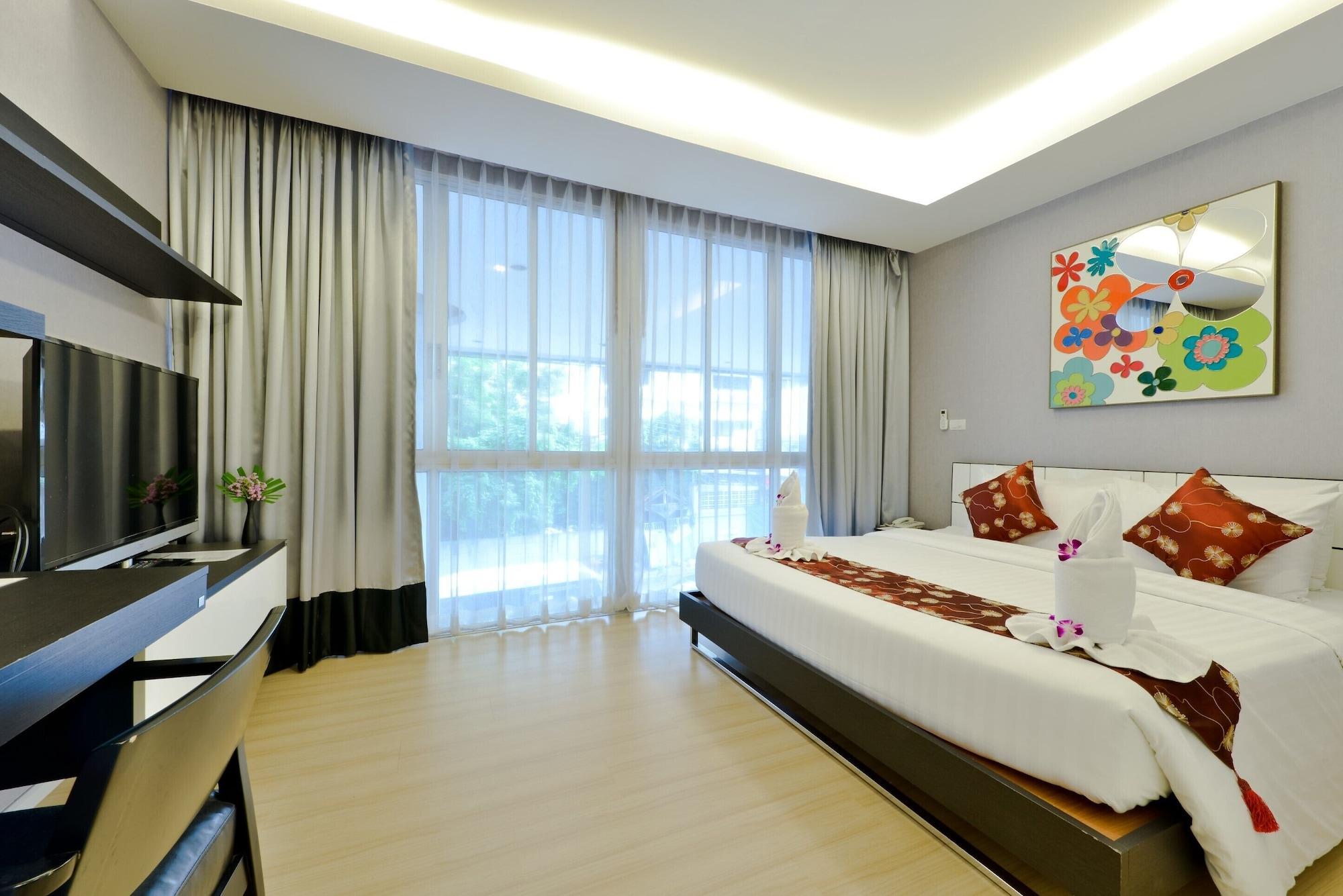 Icheck Inn Skyy Sukhumvit 1 방콕 외부 사진