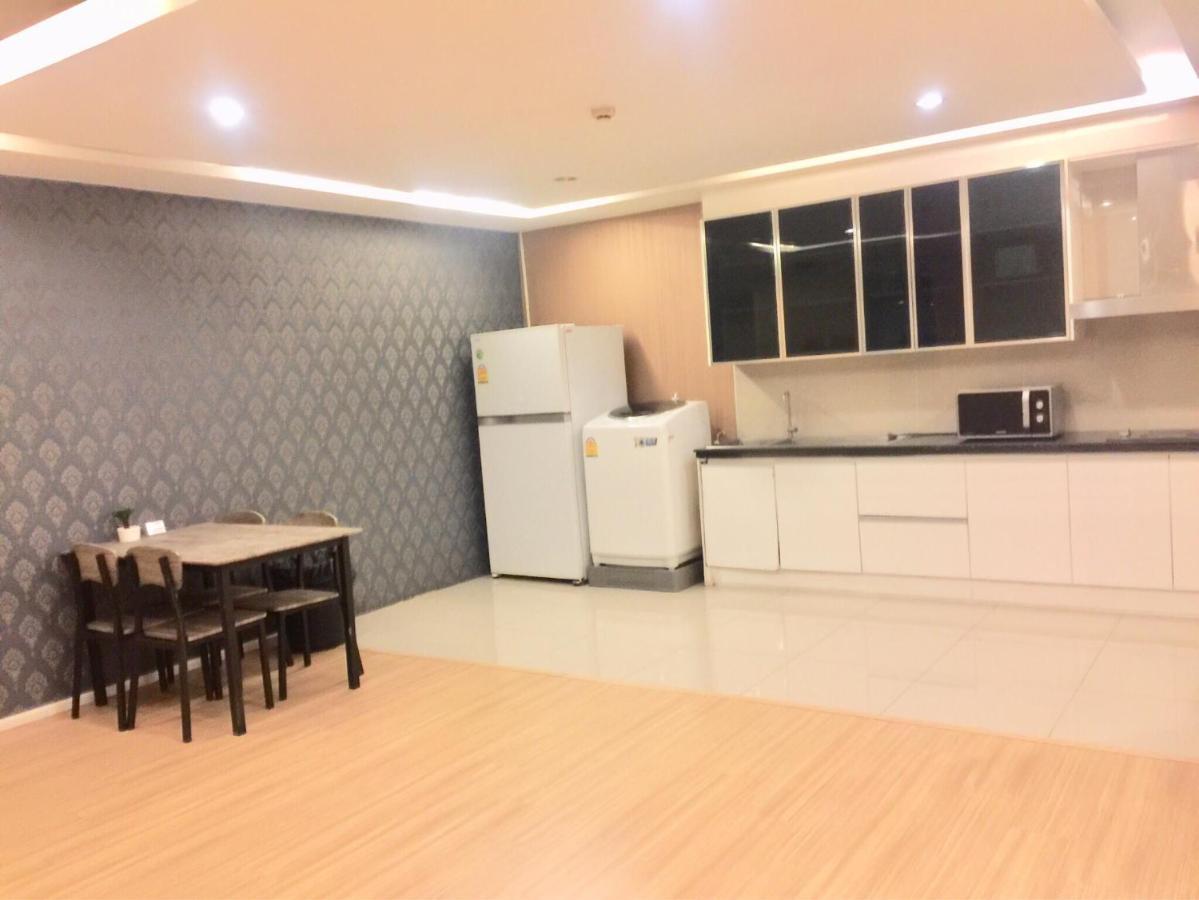 Icheck Inn Skyy Sukhumvit 1 방콕 외부 사진